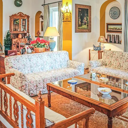 Cozy In With Kitchen Holiday home *